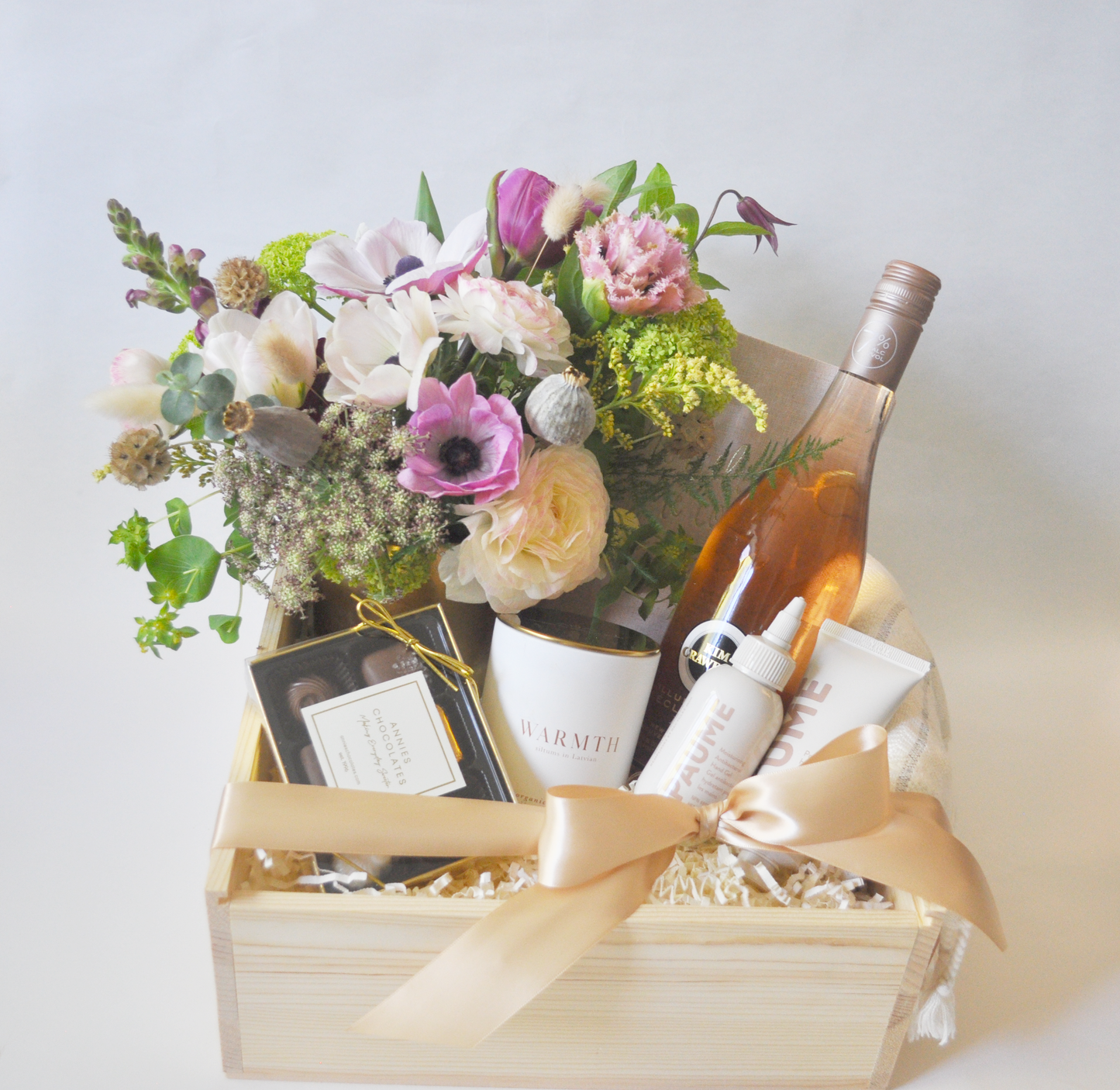 Rosé and Blooms Gift Box